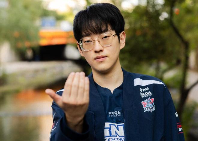 kaiyun-Scout在C9比赛中战术调整，反败为胜引发热议！赛场气氛高涨-kaiyun