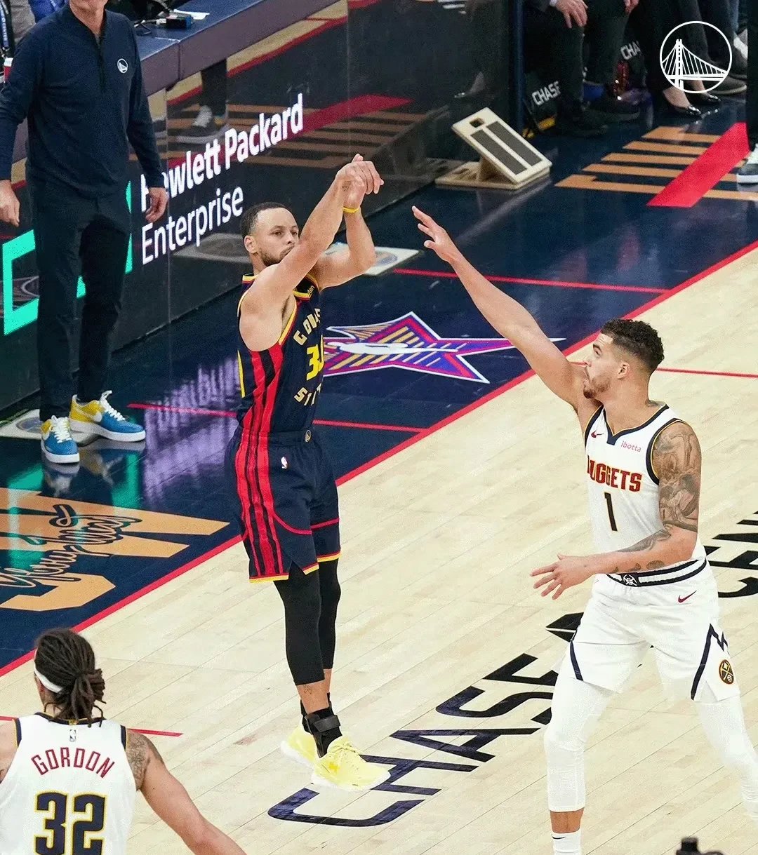 kaiyun-关于库里焦点对战,Karsa与30激战美国队分钟,爆冷胜负难料!比赛高潮迭起的信息-kaiyun