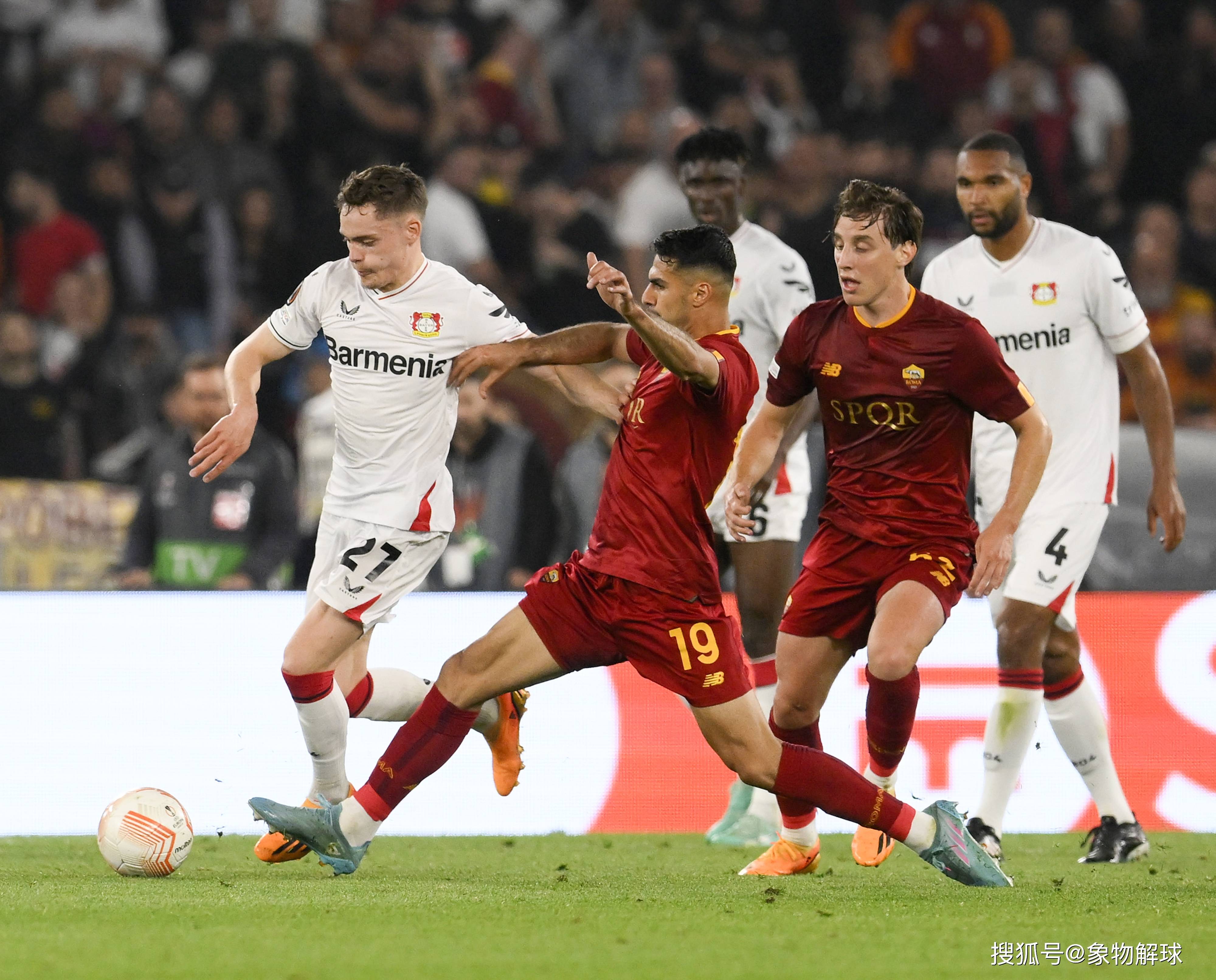 kaiyun-阿斯顿维拉迎欧联关键赛；窗口期状态回暖；质疑声仍在；轮换策略成焦点-kaiyun