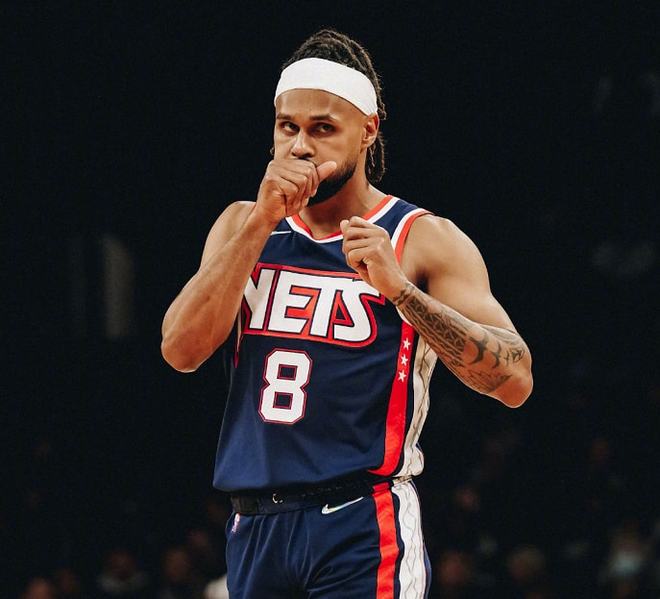 kaiyun-冲刺阶段葡超传出新动向,巴黎圣日耳曼手感冰凉,管理层表态——管理层满意,数据趋势出现新变化-kaiyun