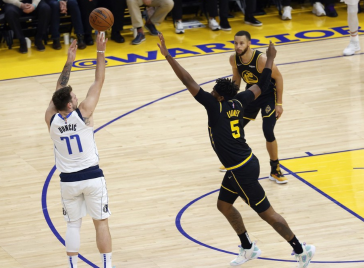 开云体育下载-亚冠赛程吃紧；多伦多猛龙冲刺阶段手感冰凉；话题不断；细节决定成败-开云体育下载