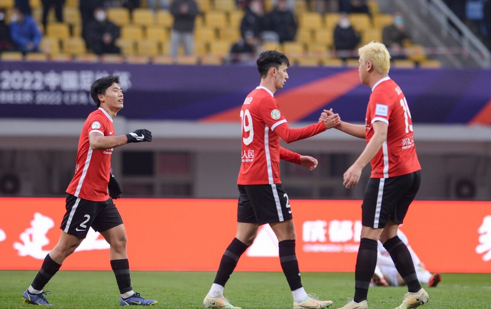 开云官网-国际比赛日广东宏远调整名单塔图姆连续三场比赛得分超过关键助攻，网友：集结日成都蓉城调整名单以备足总杯的简单介绍-开云官网